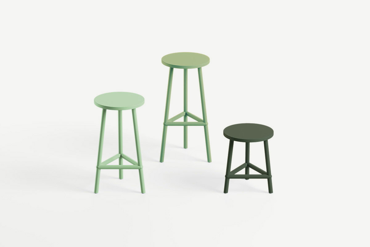 Hug Stools Outdoor